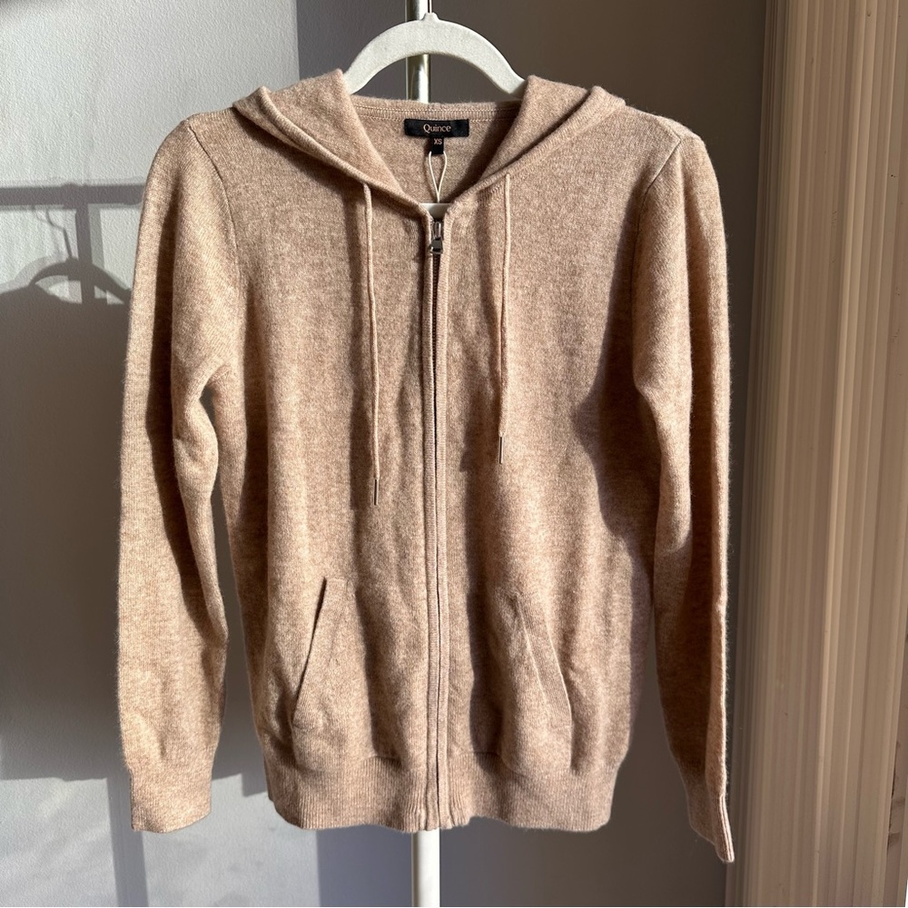 *SOLD* NWT Full Set Quince Mongolian 100% Cashmere Oatmeal Zip Hoodies + Joggers - Picture 5 of 15